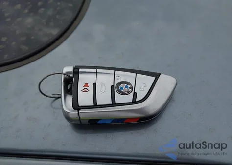 2019 BMW 540I из США, поврежденный, VIN WBAJE5C51KWW22064